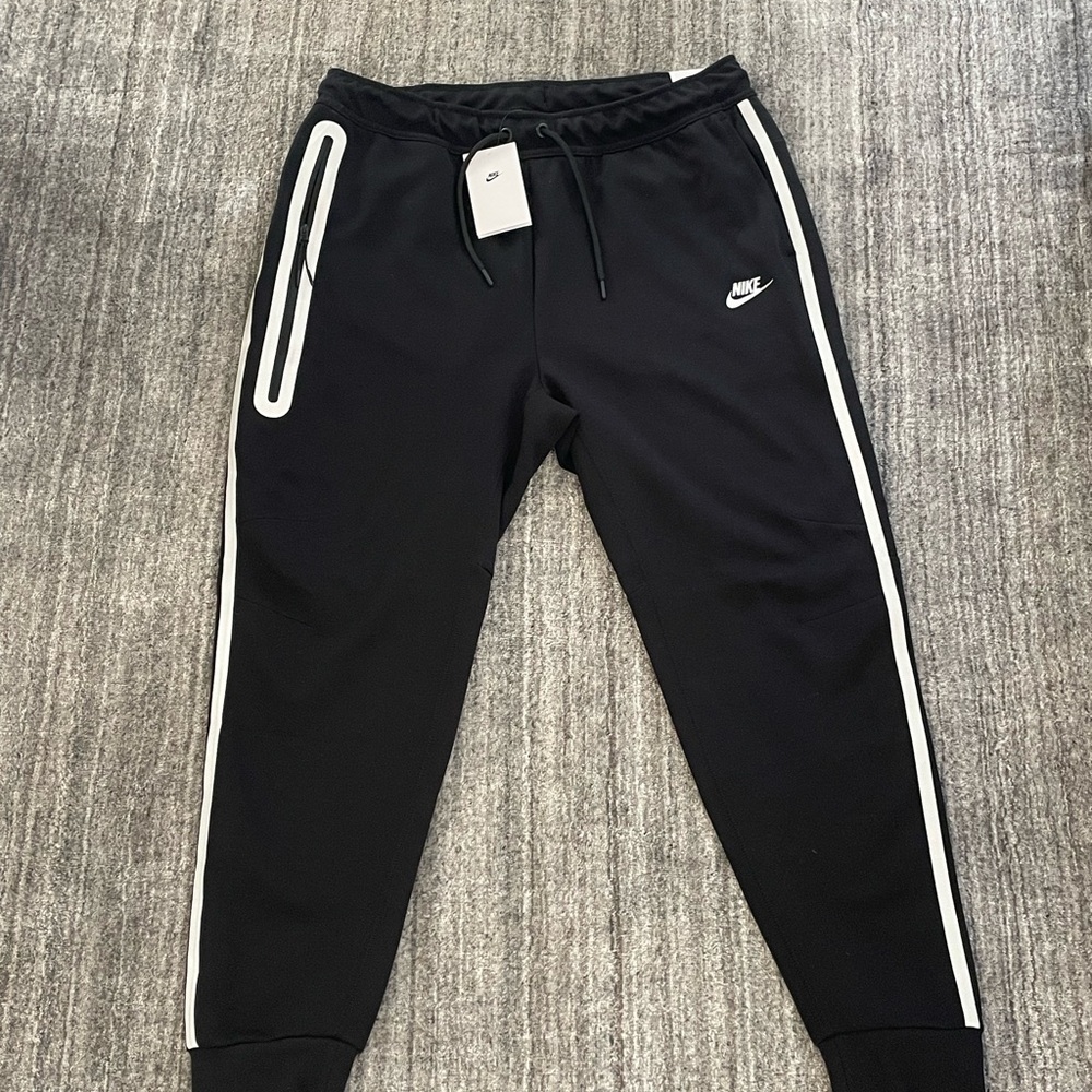 NIKE TECH REFLECTIVE PANTS SIZE XL